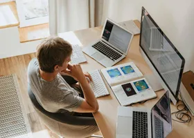 Cara Mudah Bersih-bersih Digital Agar HP dan Laptop Tidak Lemot Lagi