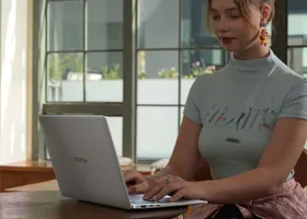 Promo Prime Day GeekBook X14 Pro: Laptop Core Ultra 9 OLED Termurah?