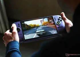 Harga MSI Claw 8 EX AI Plus Setara Laptop Gaming Menengah Bikin Geleng Kepala