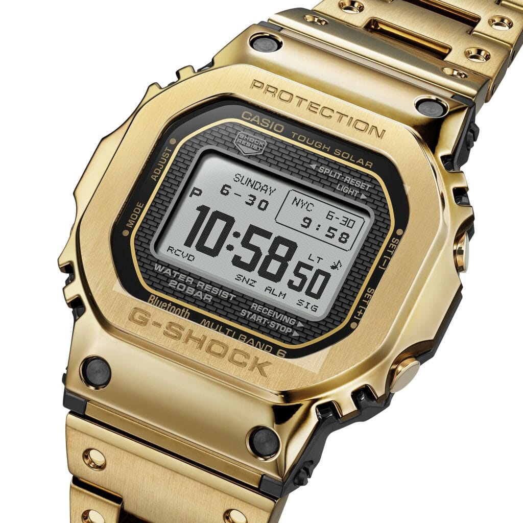 Casio GMW-BZ5000 full-metal G-Shock tampak depan warna silver (Photo: Casio, Gizmochina)