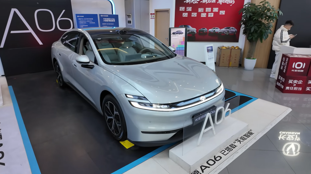 Ilustrasi mobil listrik baterai sodium-ion untuk cuaca dingin saat uji di musim dingin (Photo: Gizmochina, Changan)