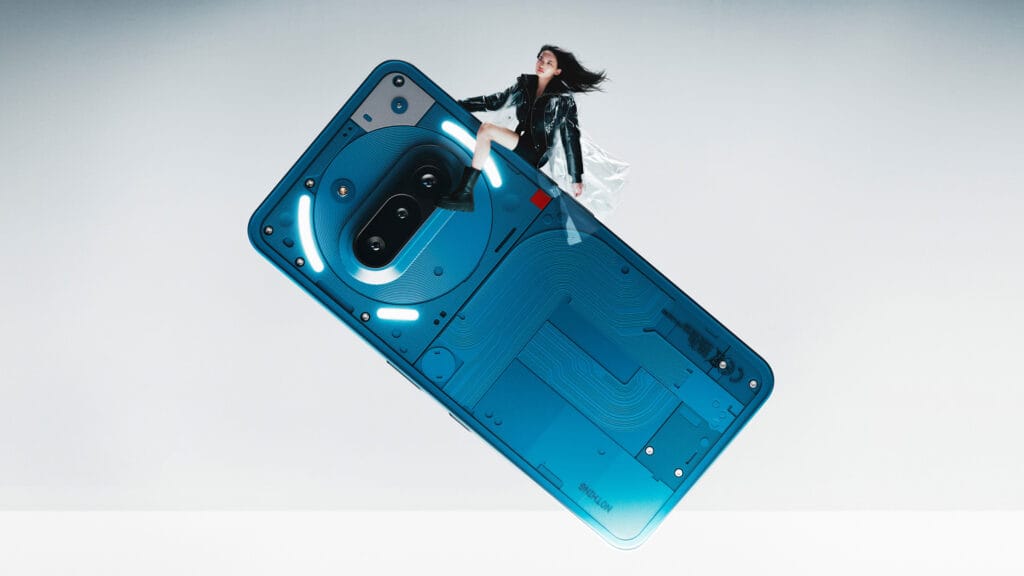 Nothing Headphone a warna putih hitam pink kuning (Photo: Gizmochina, Nothing)