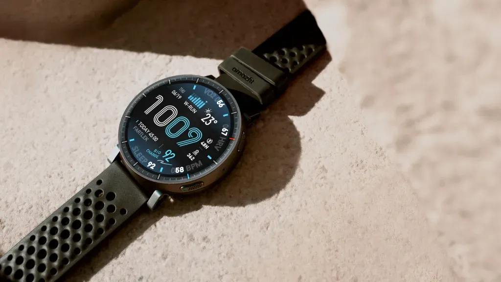 Amazfit Active Max Hadir Lebih Gahar, Layar AMOLED Lebih Besar dan Baterai Tahan Lama Hingga 25 Hari