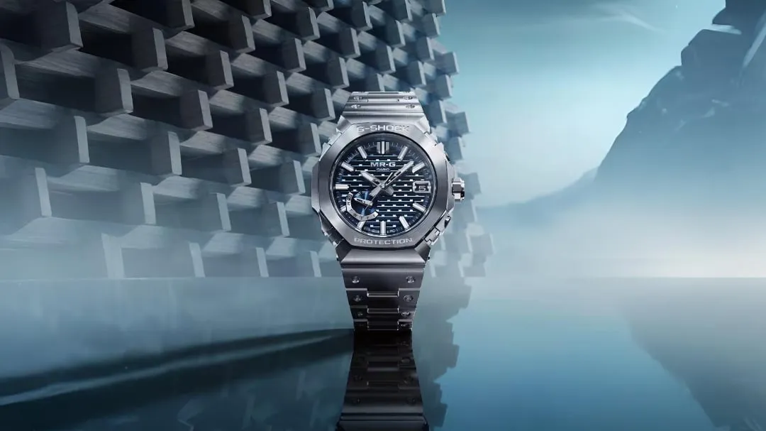 Spesifikasi Casio MRGB2100D-2A: G-Shock MR-G dengan Bezel Cobarion dan Gelang Titanium (Photo: Gizmochina, Casio)