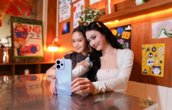 OPPO Reno15 Series: Ponsel untuk Anak Muda Aktif dengan Kamera Luas dan Baterai Tahan Lama (Photo: GadgetDIVA, OPPO)