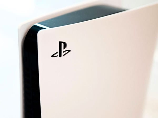 PlayStation 6 Dikabarkan Bawa 30GB GDDR7 — Apa Artinya untuk Gamers? (Photo: Gizmochina, Sony)